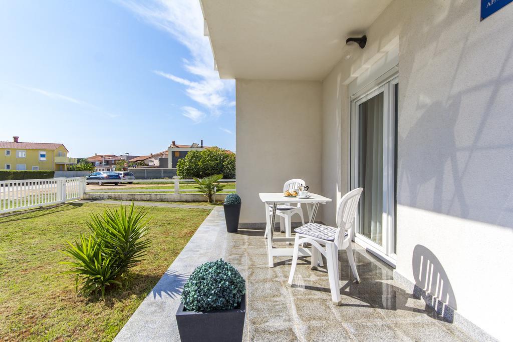 Apartments Alba Fazana Exterior photo