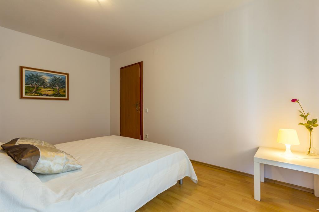 Apartments Alba Fazana Exterior photo